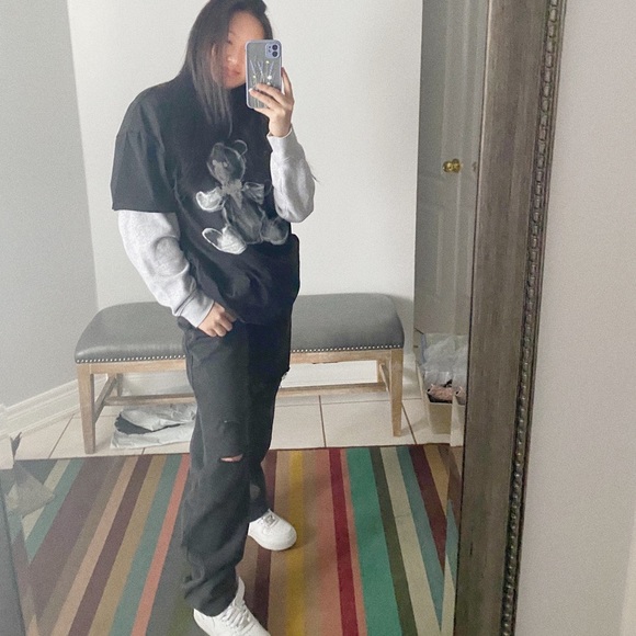 Meet your Posher, Olivia - Picture 2 of 2